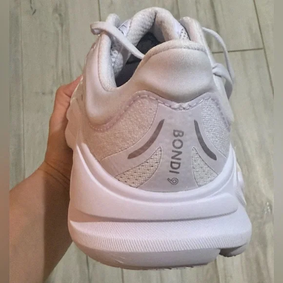 Hoka bondi 9 Running Starlight glow/starlight Women, Excellent Condition Sz 7 - Picture 5 of 9